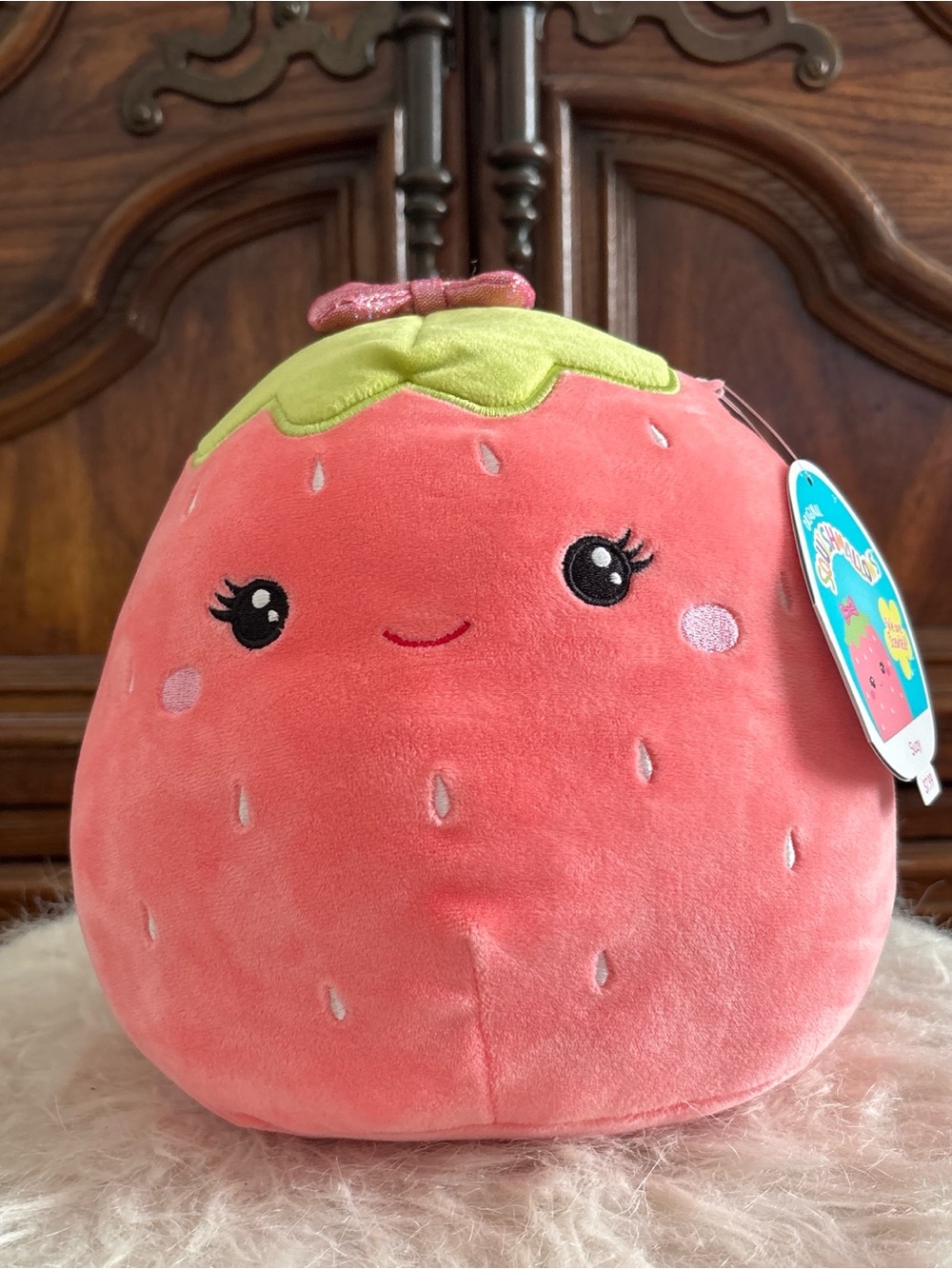 NWT Suzy Strawberry Squishmallow plush toy